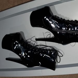 Super tall platform boots